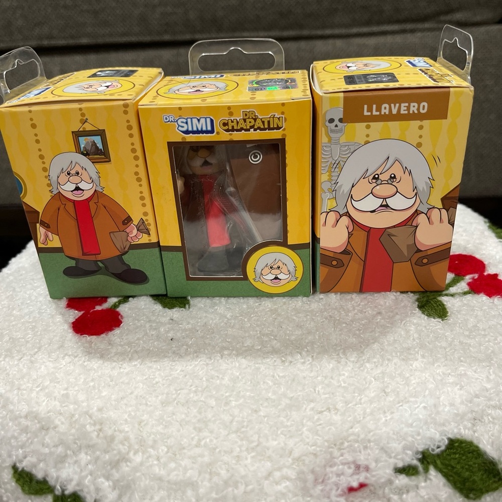 Dr. Simi Dr. Chapatin Keychain / Llavero